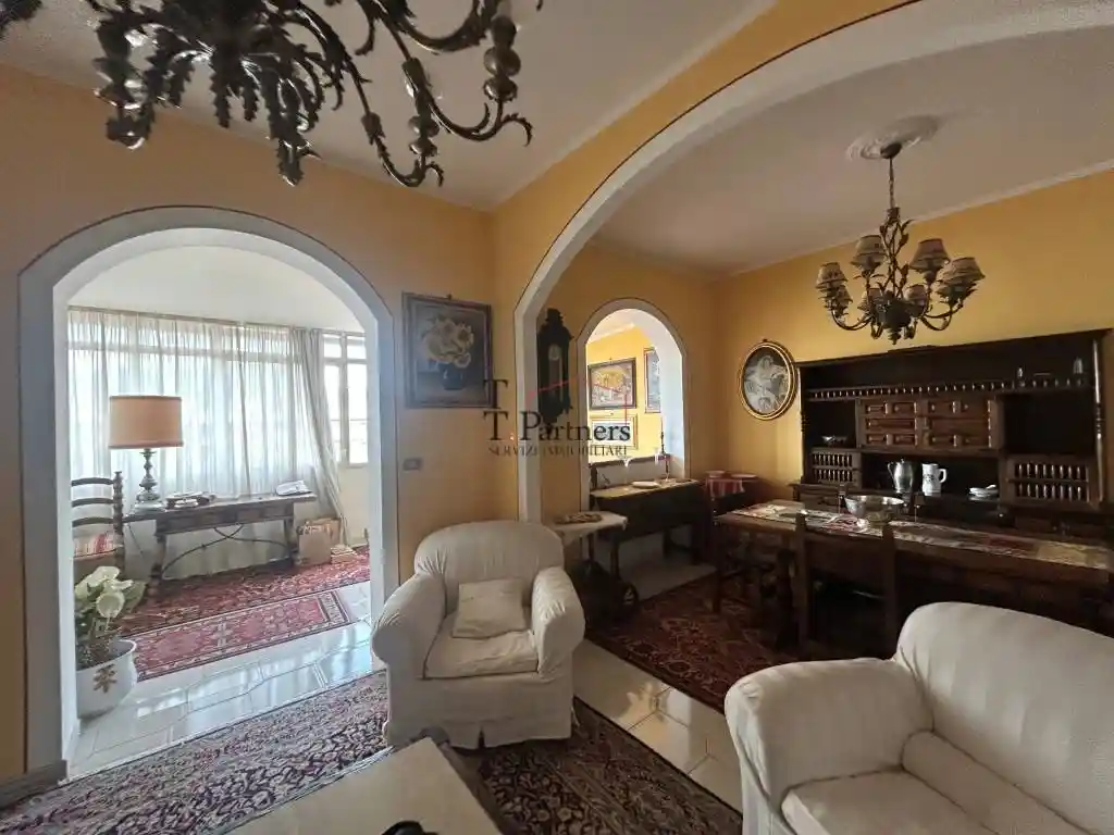 Appartamento in vendita a Firenze