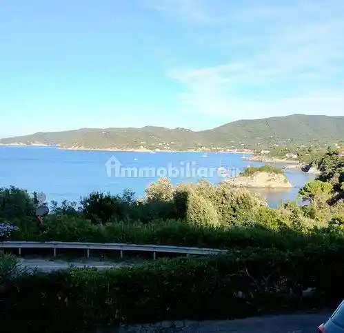 Appartamento in vendita a Marciana