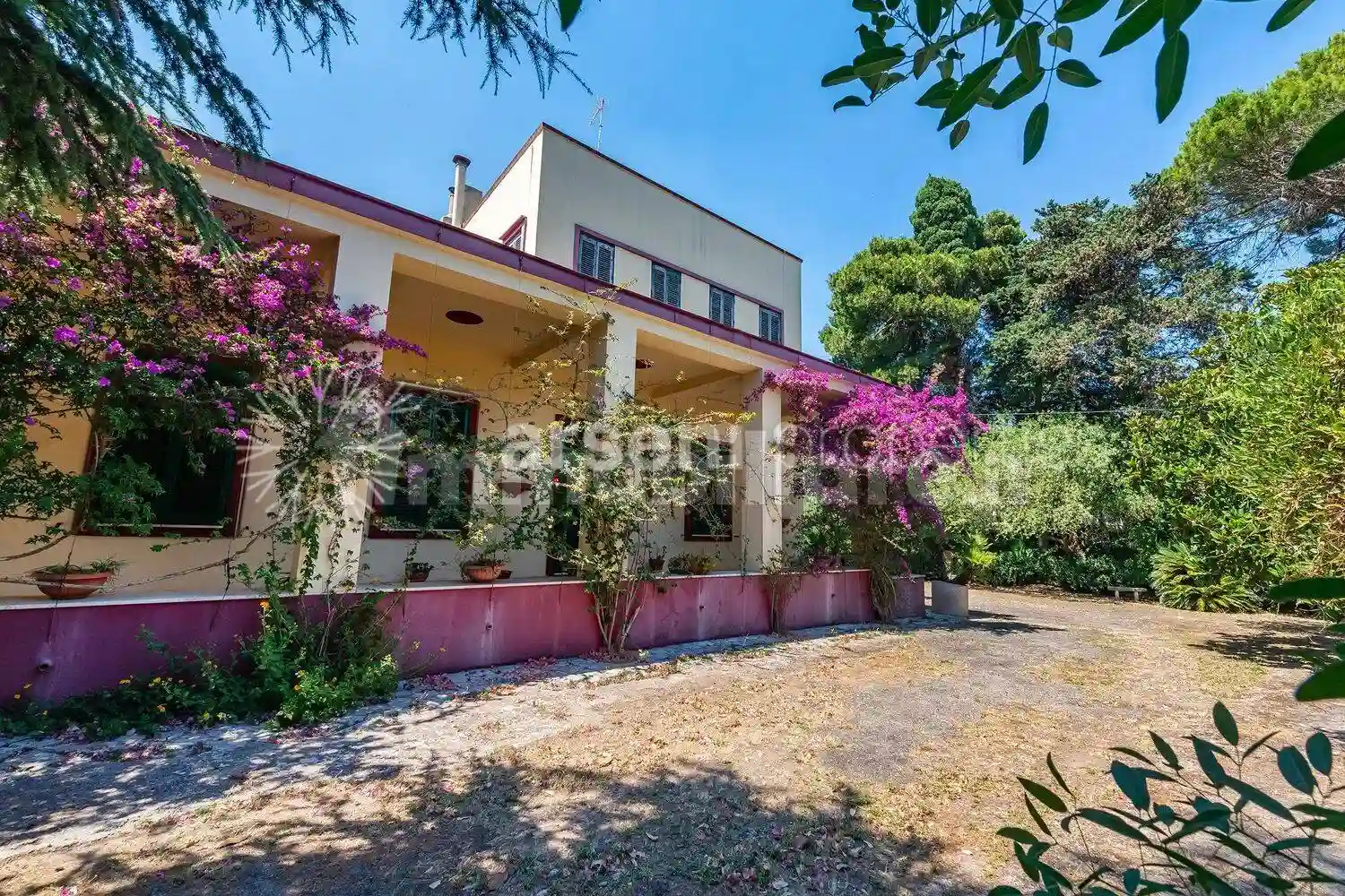 Villa - foto 2