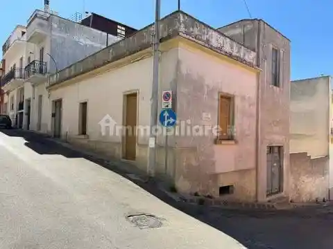 Villa in vendita a Parabita