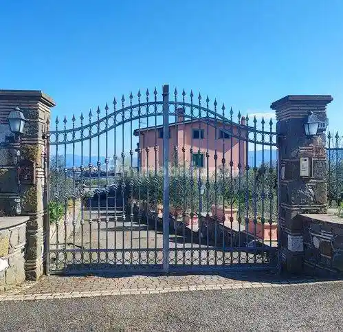 Rustico - Casale in vendita a Monte Compatri