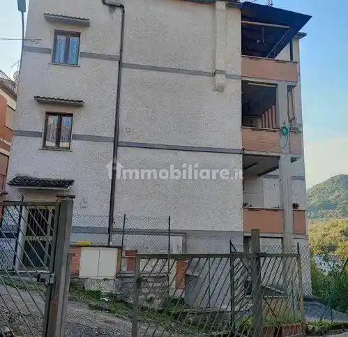 Appartamento in vendita a Sambuci