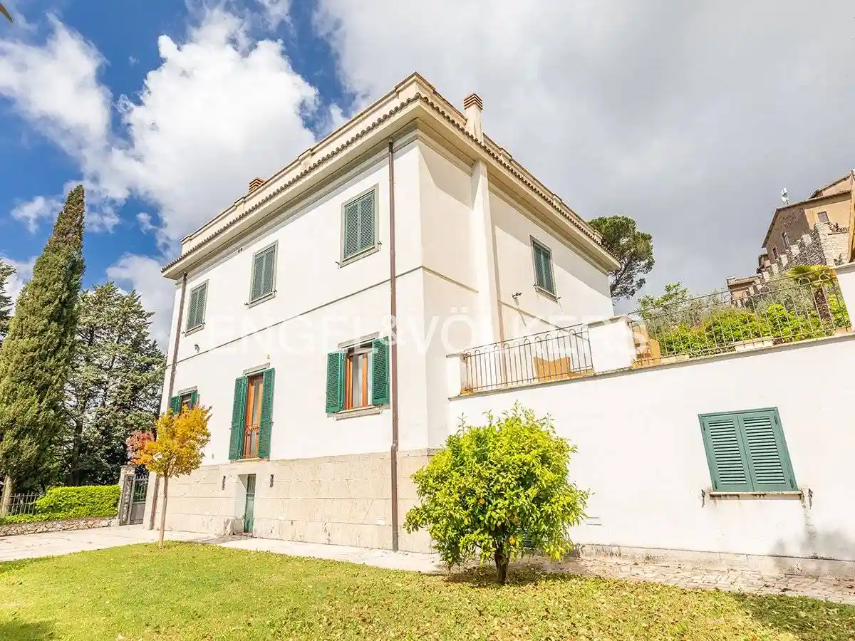Villa in vendita a Fara in Sabina