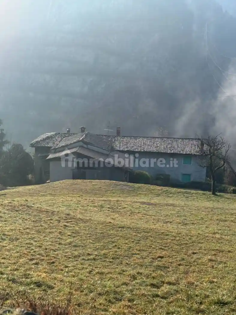 Casa indipendente in vendita a Zogno