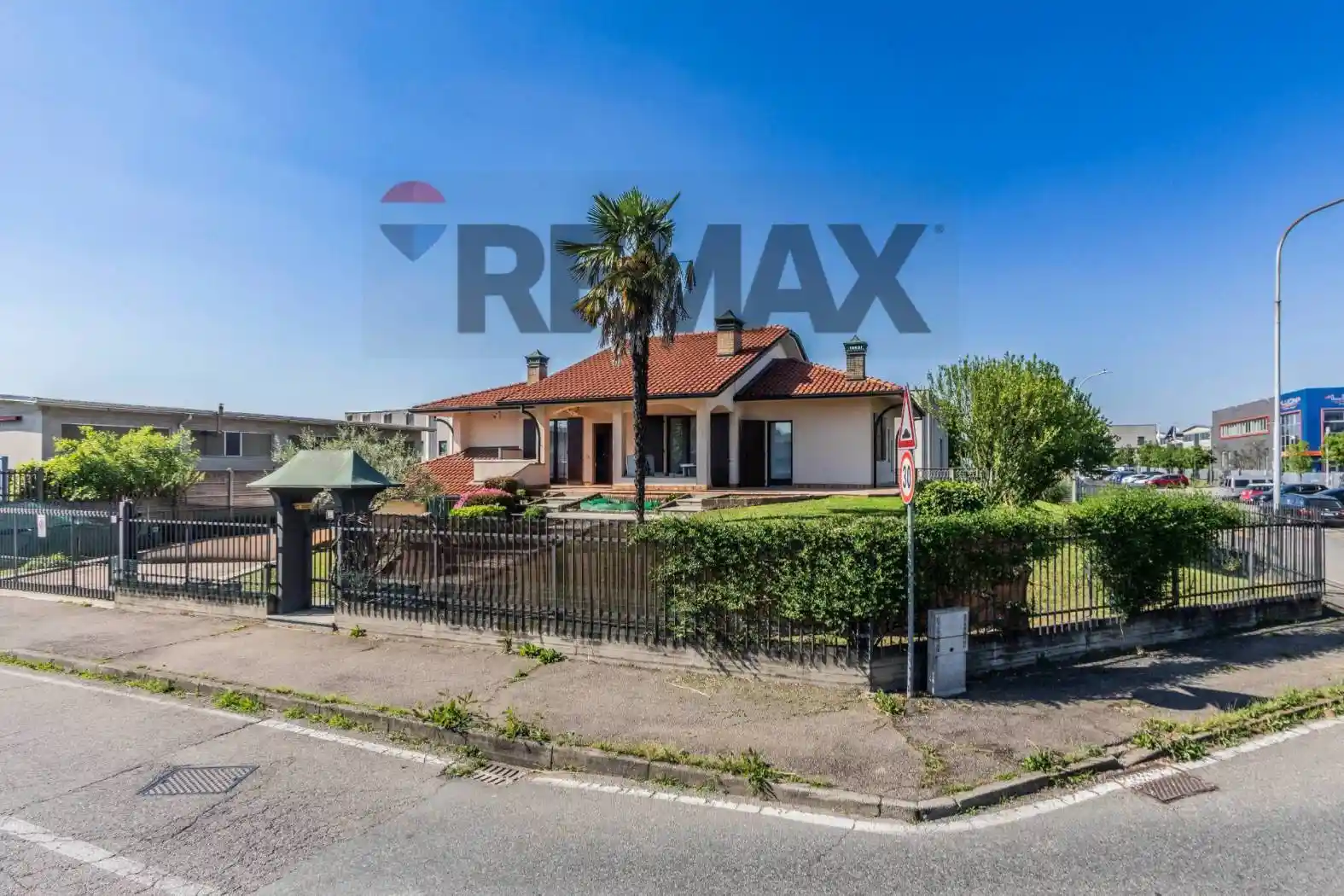 Villa in vendita a Lainate