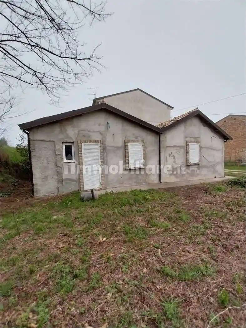 Casa indipendente in vendita a Ravenna