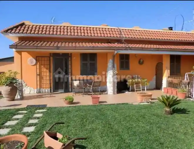 Villa in vendita a Anzio