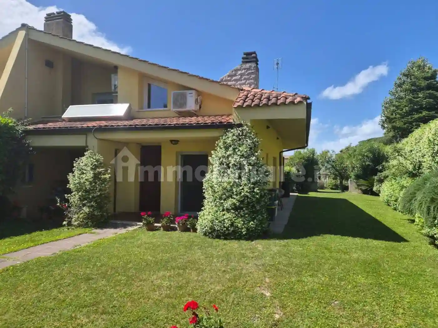 Villa - foto 2