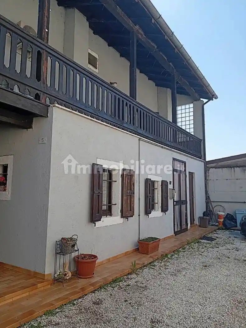 Villa in vendita a Travesio