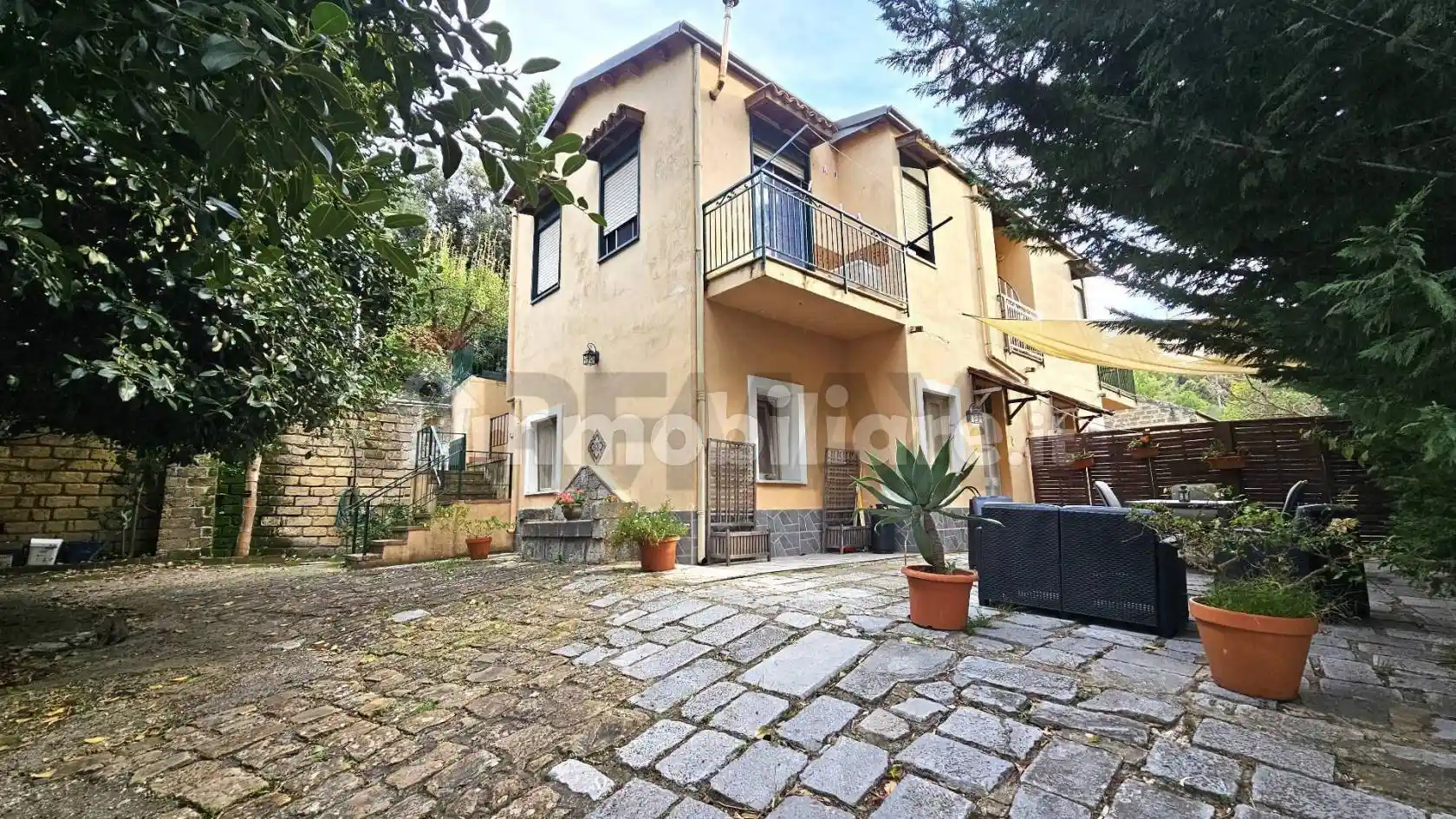 Villa in vendita a Pollina