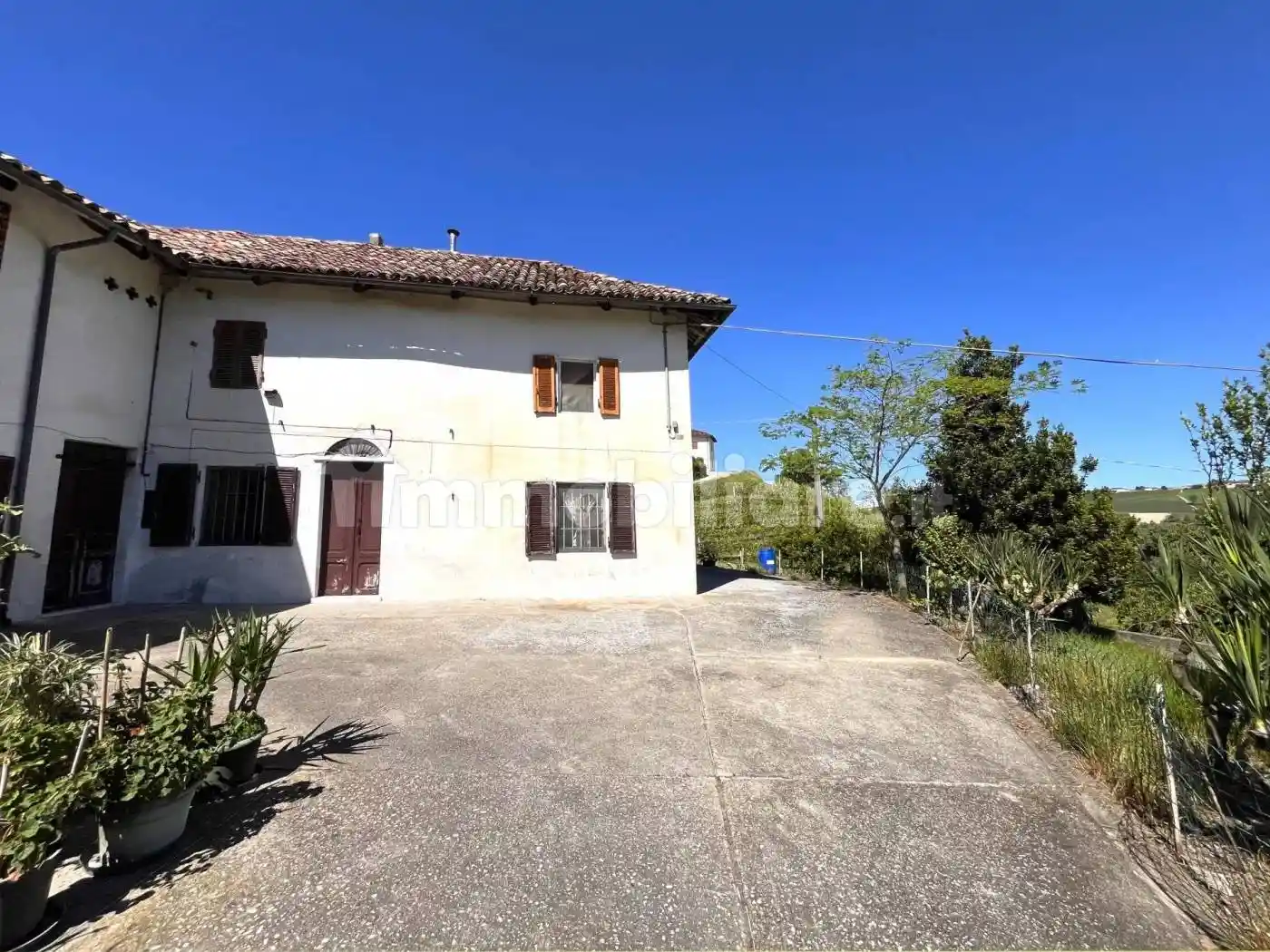 Rustico - Casale in vendita a Neive