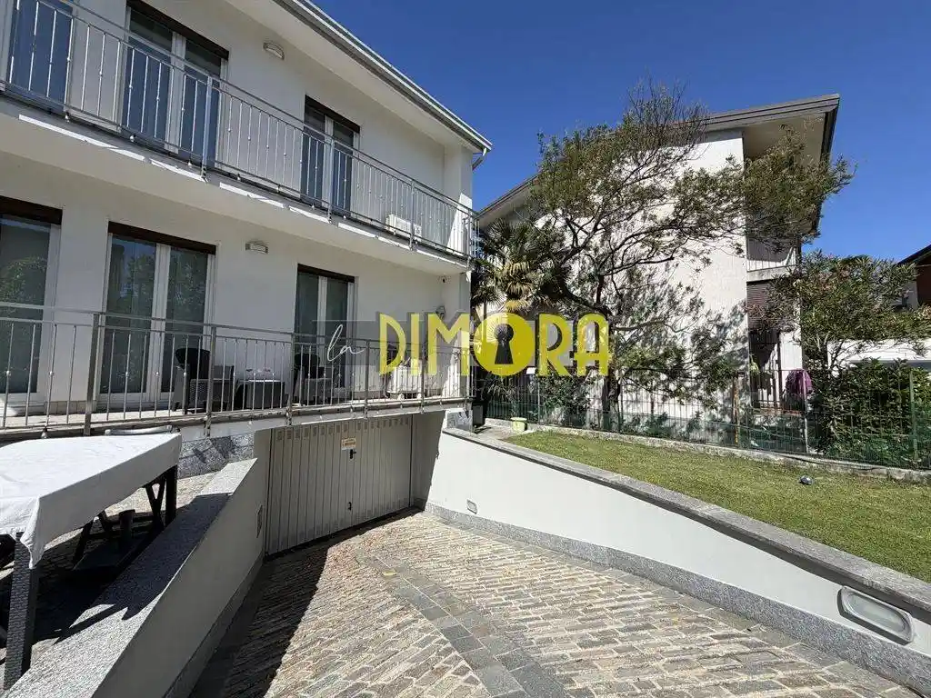 Villa in vendita a Novate Milanese