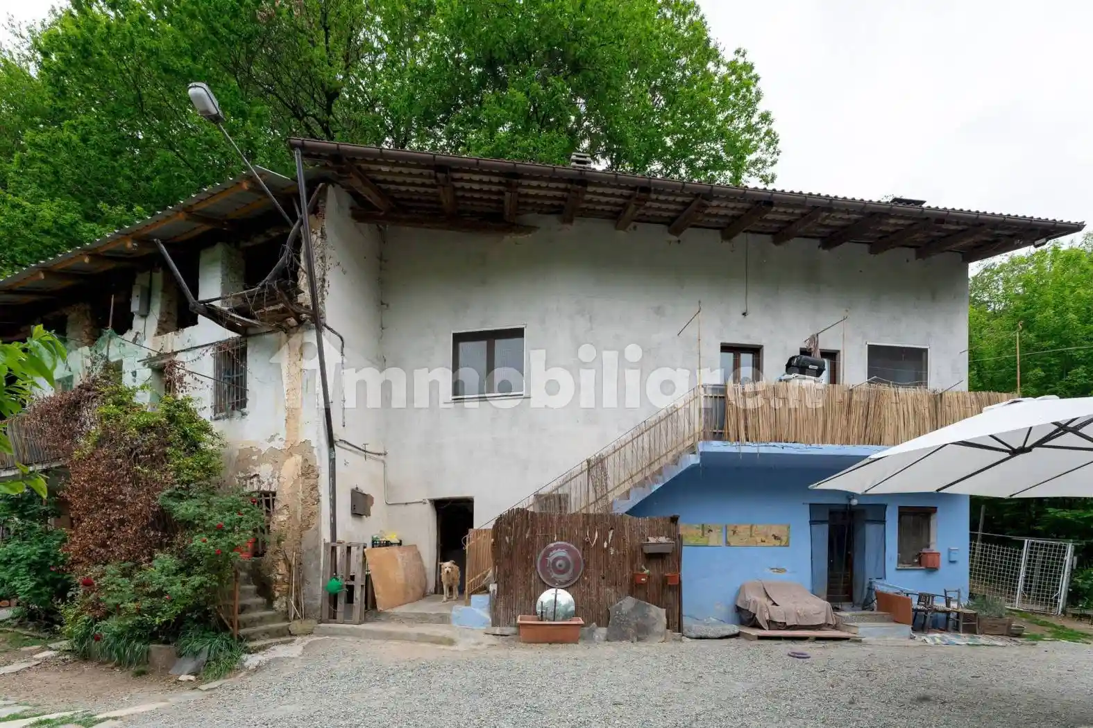 Casa indipendente in vendita a Brondello