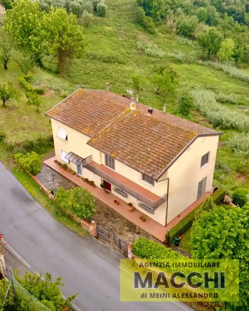Casa indipendente in vendita a Casciana Terme Lari