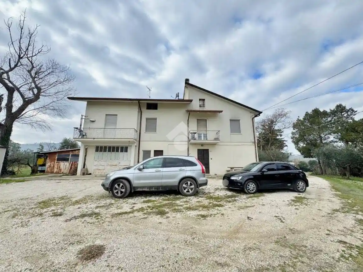 Casa indipendente in vendita a Montegridolfo