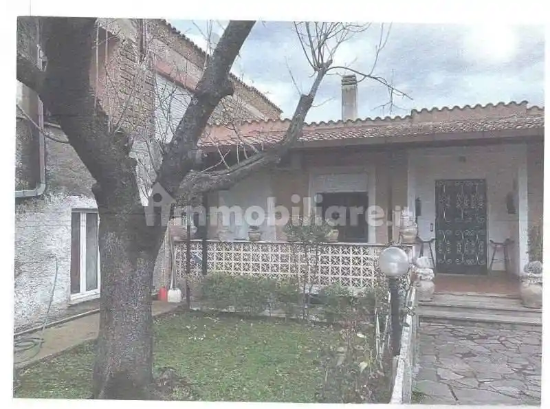Villetta a schiera in vendita a Roma