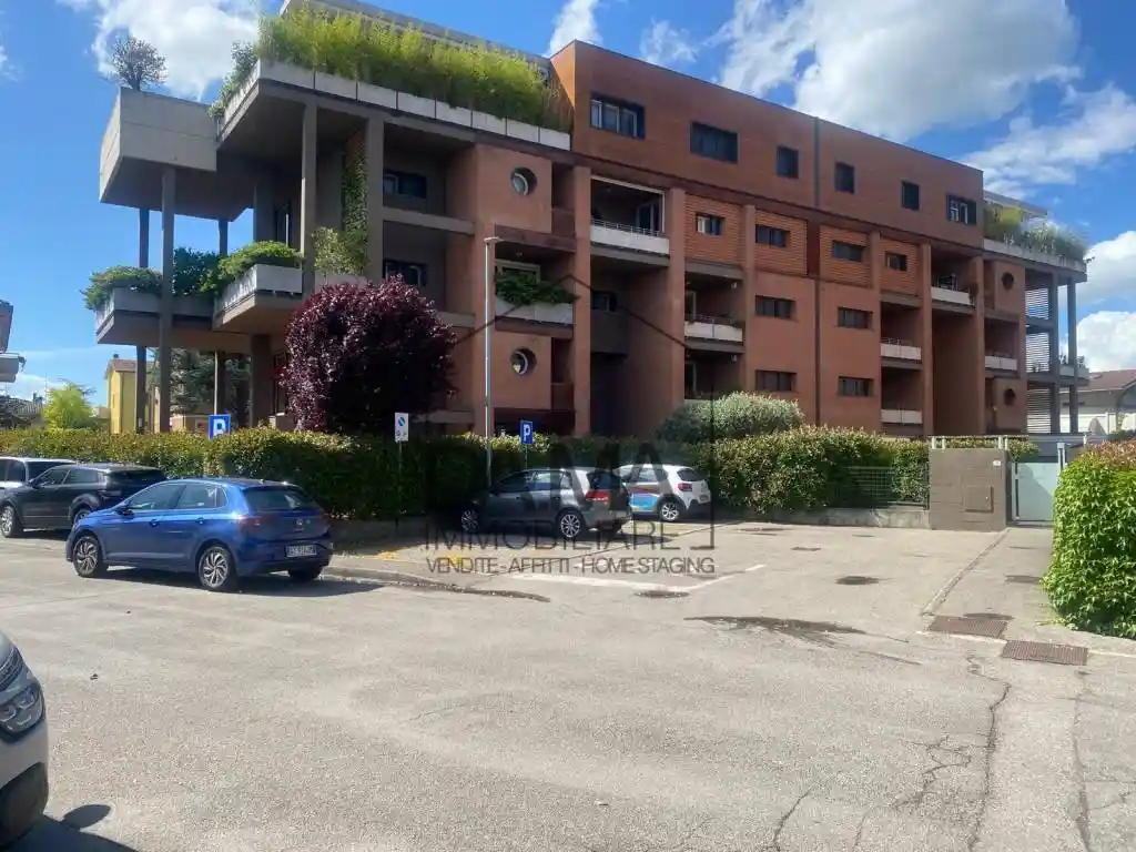 Appartamento in vendita a Parma