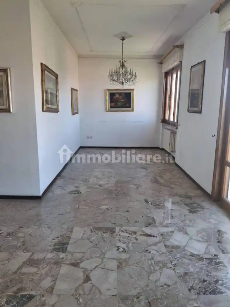 Appartamento in vendita a Cecina
