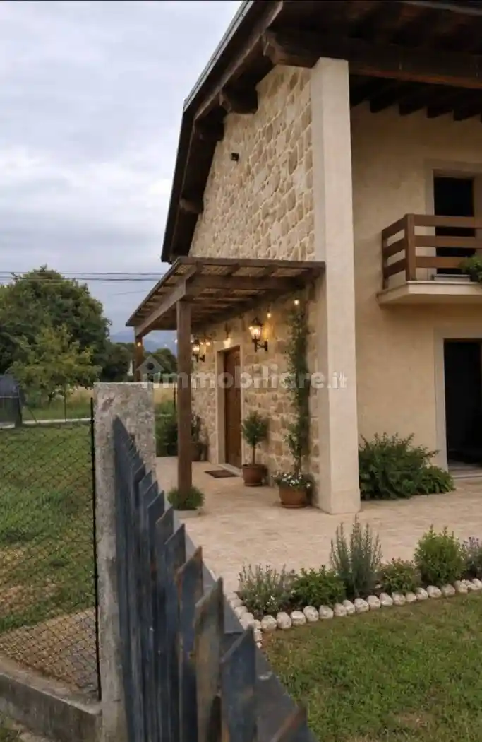 Appartamento in vendita a Rosà