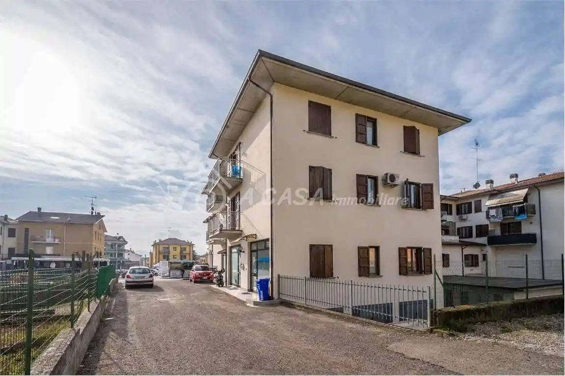 Appartamento in vendita a Medesano