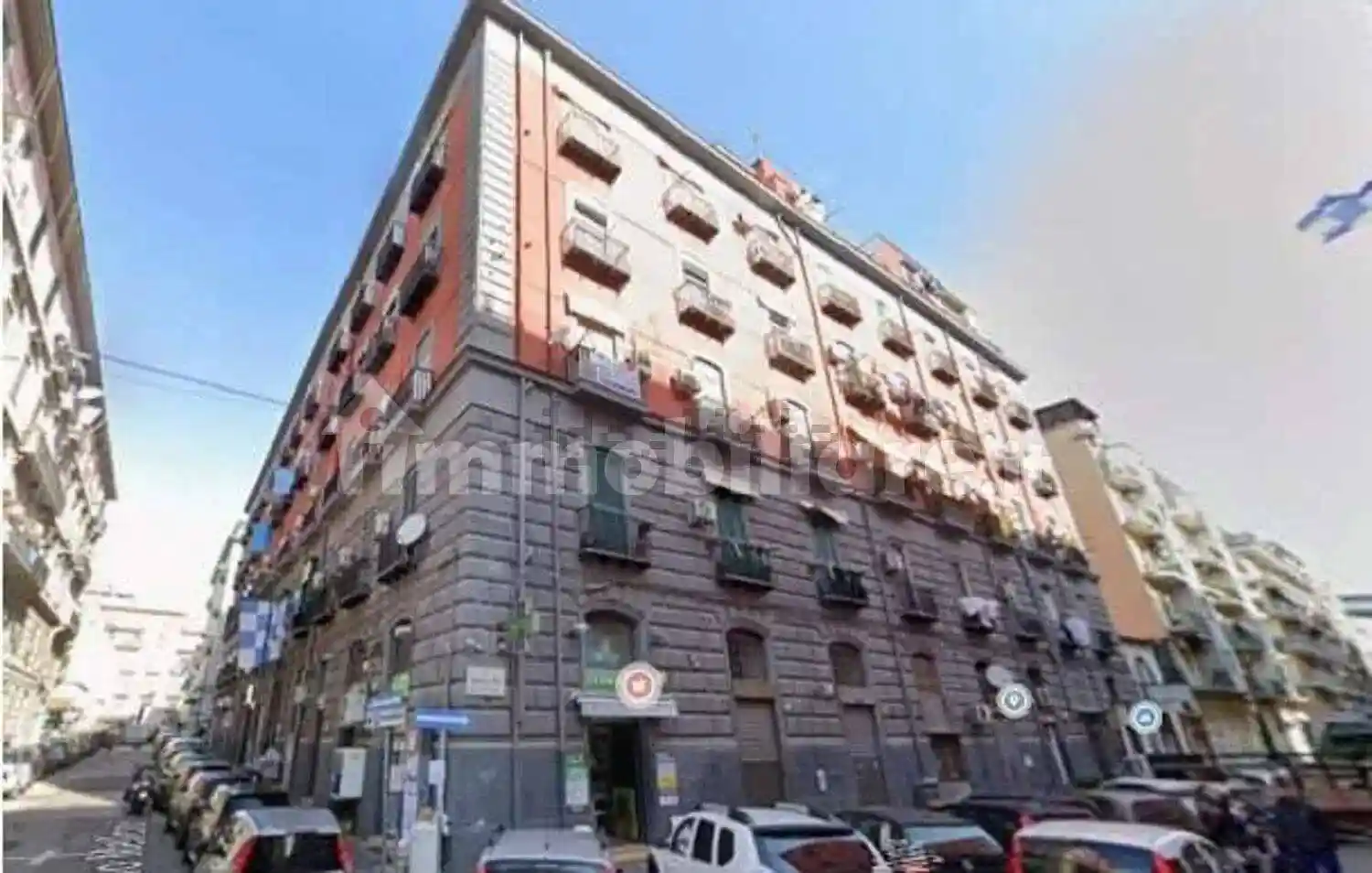 Appartamento in vendita a Napoli