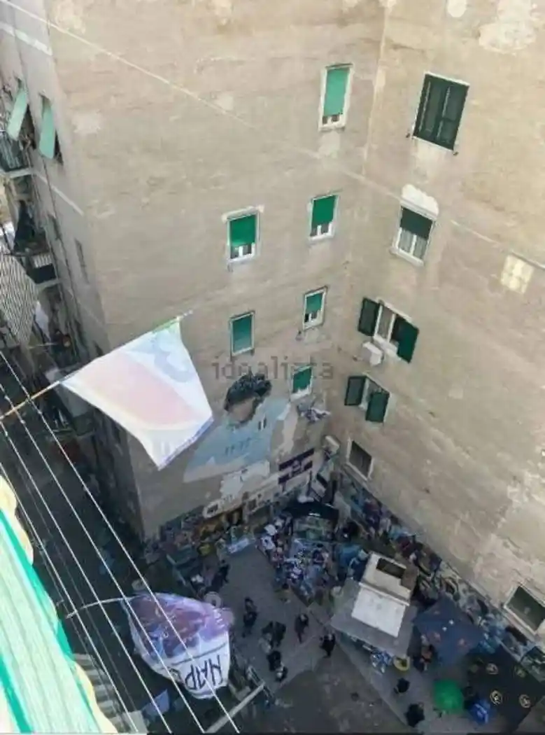 Appartamento in vendita a Napoli