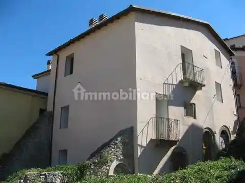 Villa in vendita a Bugnara