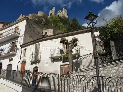 Villa in vendita a Roccacasale