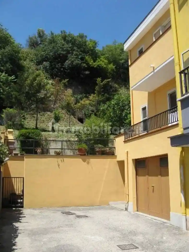 Villa in vendita a Torre de' Passeri