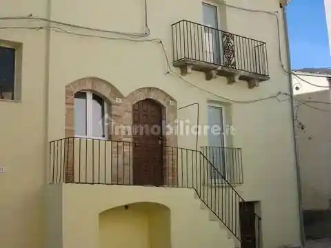 Villa in vendita a Raiano