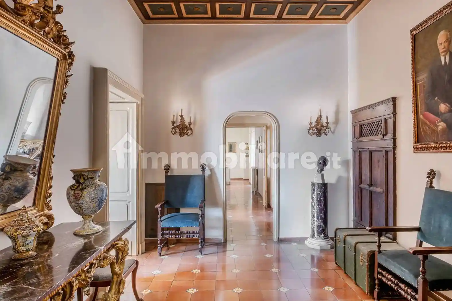 Appartamento in vendita a Napoli