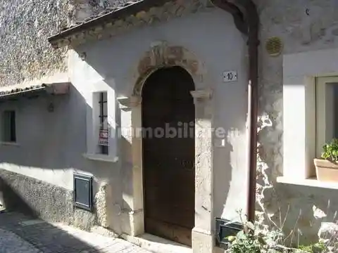 Villa in vendita a Roccacasale