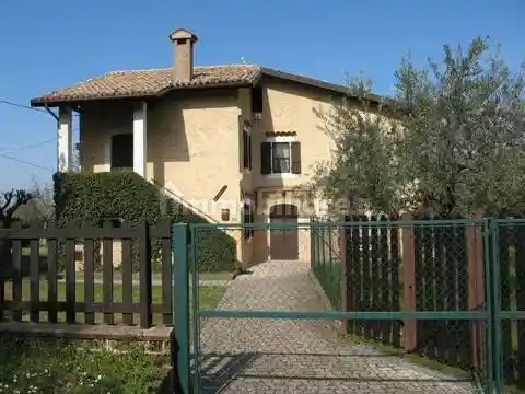 Villa in vendita a Tocco da Casauria