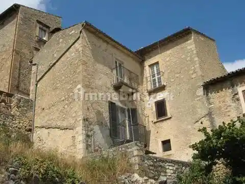 Villa in vendita a Navelli