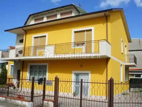 Villa in vendita a Tollo
