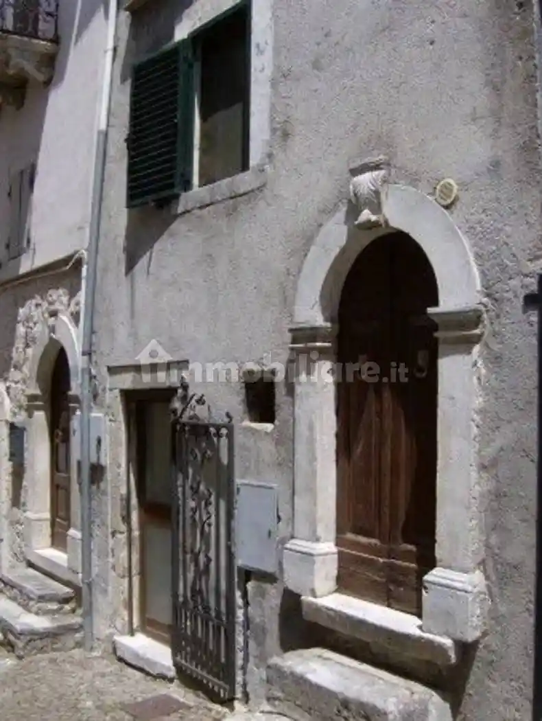Appartamento in vendita a Sant'Eufemia a Maiella