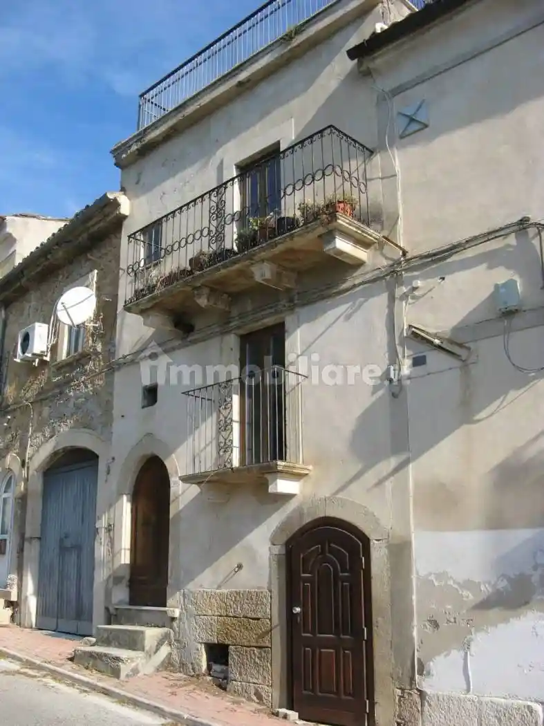 Villa in vendita a Castiglione a Casauria