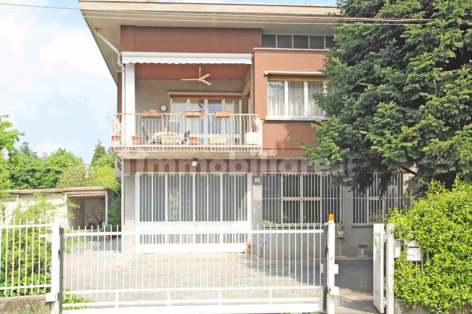 Villa in vendita a Albizzate