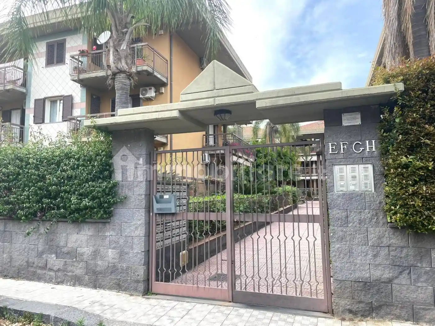 Appartamento in affitto a Aci Catena