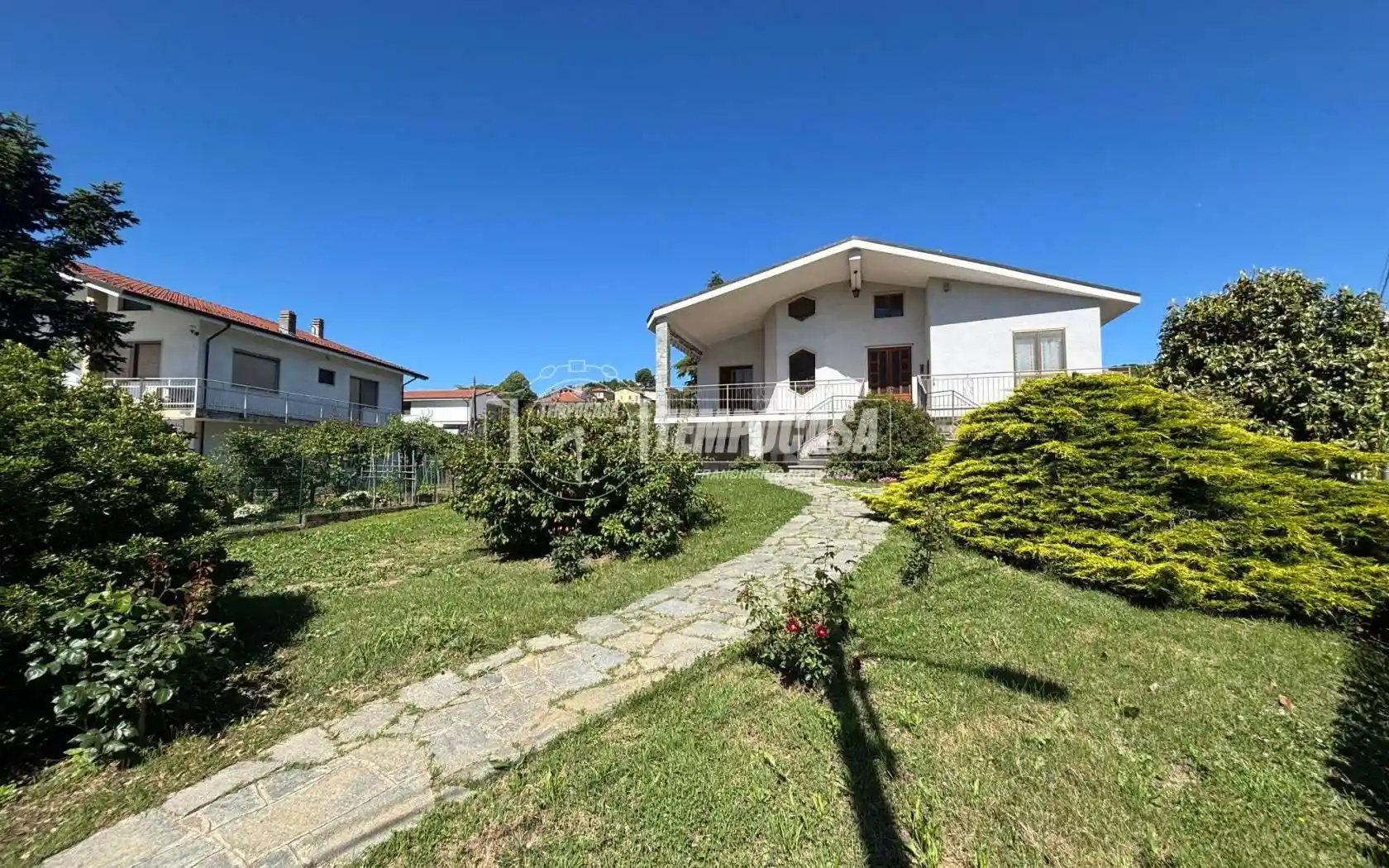 Villa in vendita a Cerrina Monferrato