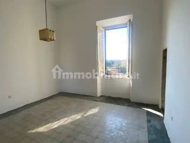 Appartamento in vendita a Livorno