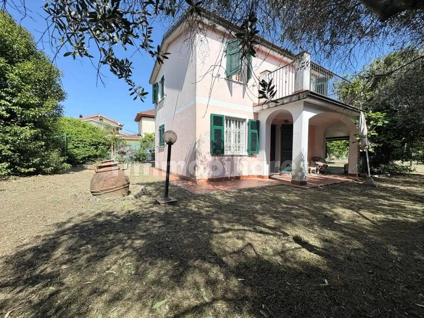 Villa in vendita a Vezzano Ligure