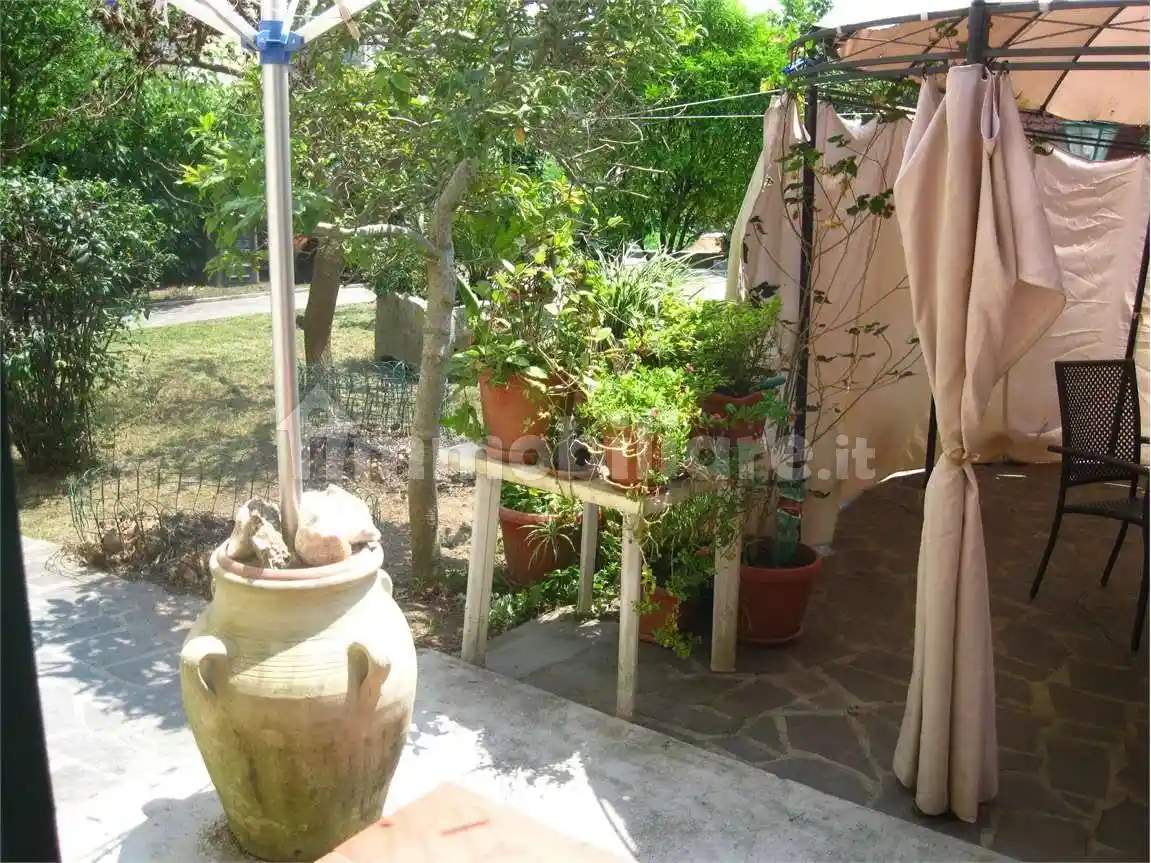 Villa in vendita a Carrara