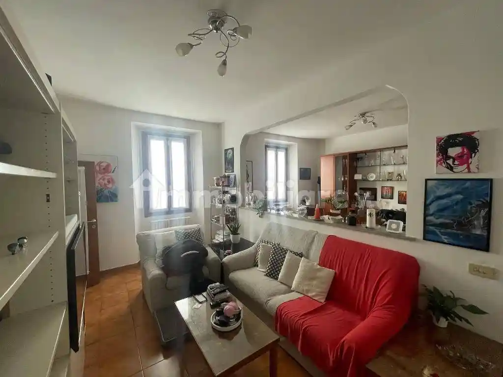 Appartamento in vendita a Bregnano