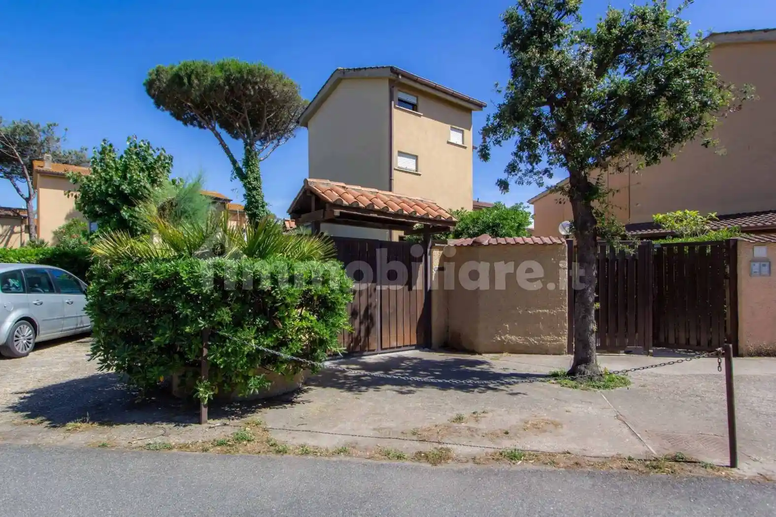 Villa in affitto a Fiumicino