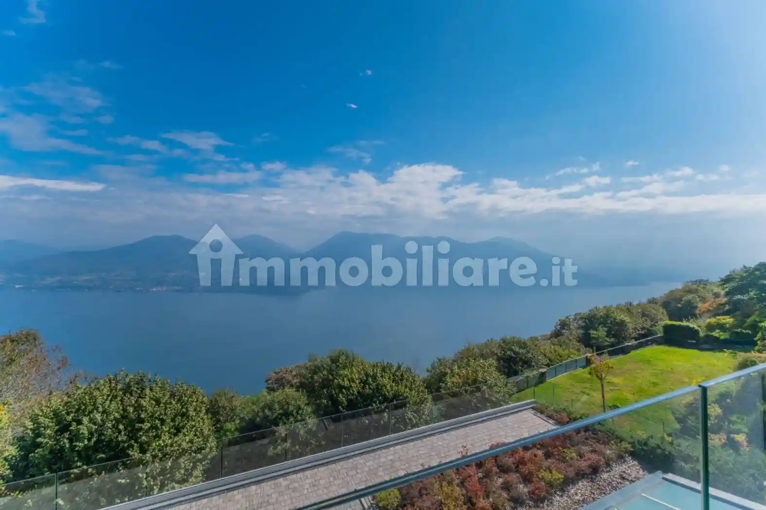 Villa in vendita a Premeno