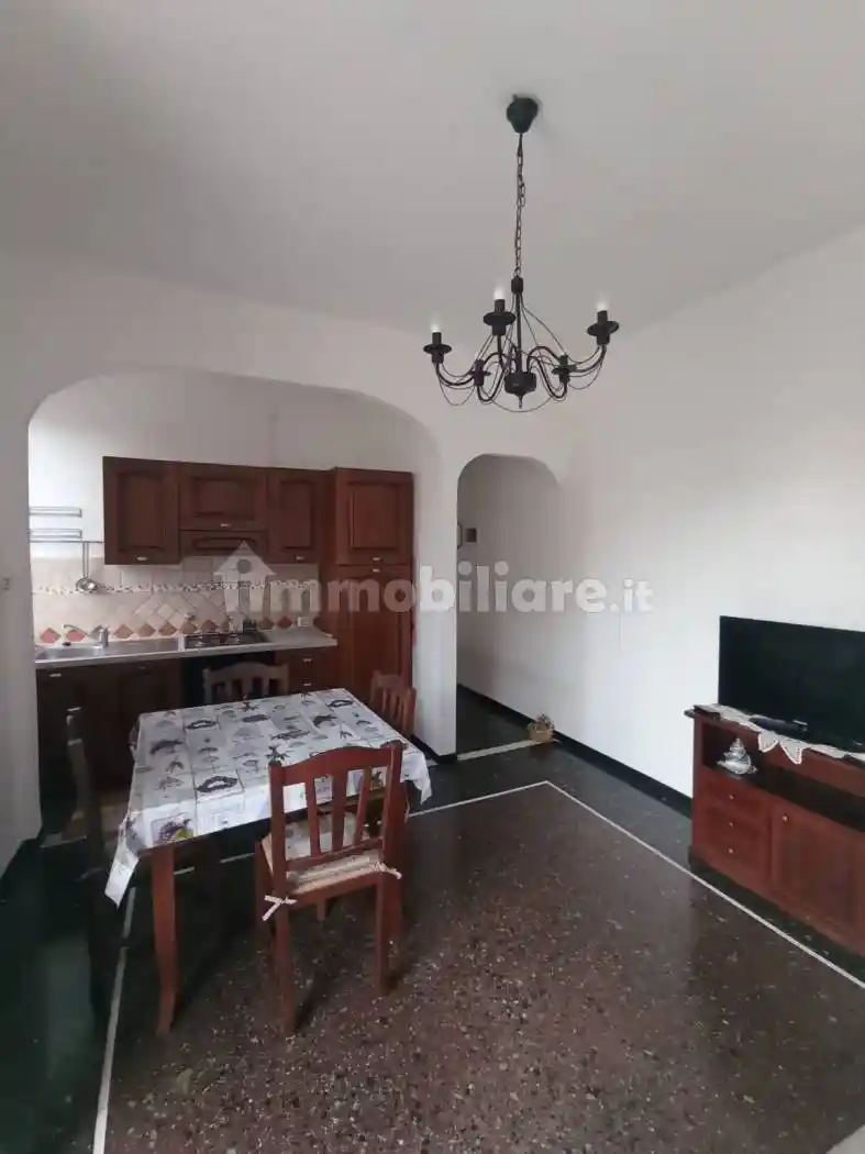 Appartamento in affitto a Albisola Superiore