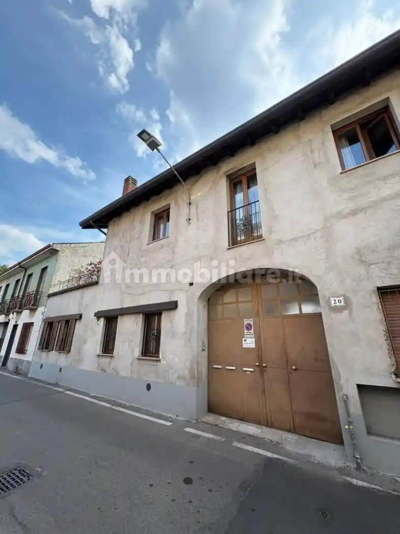 Casa indipendente in vendita a San Giorgio Su Legnano