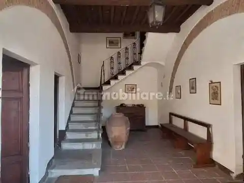 Villa in vendita a Borgo a Mozzano