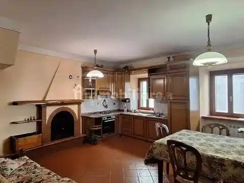 Villa in vendita a Borgo a Mozzano